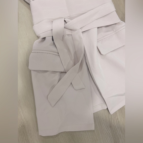 ✨NWT | Micas | Solid Notched Label Belted Blazer - Picture 3 of 4